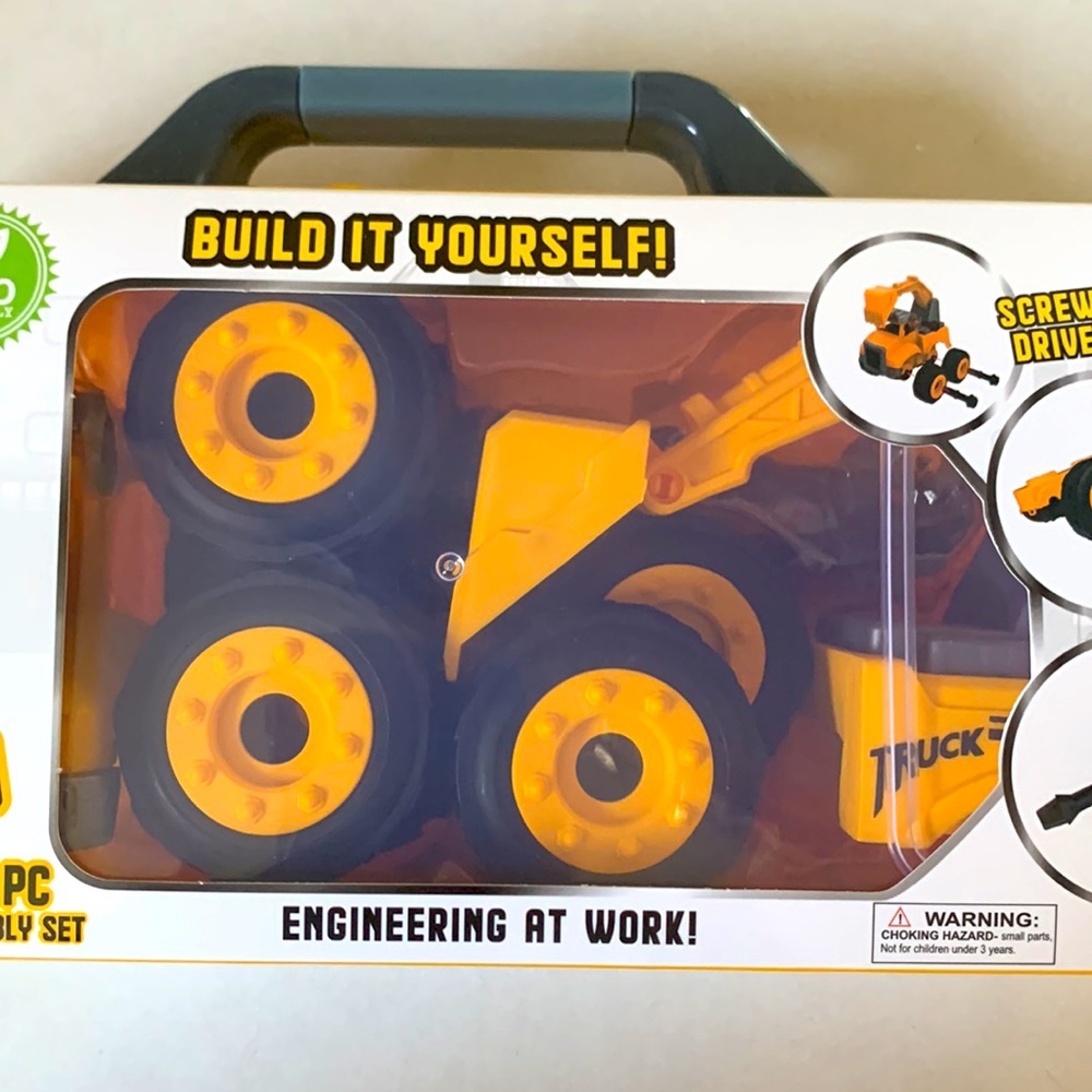 New in the Box DIY CONSTRUCTION TRUCK FOR Ages 6+ by MISCO TOYS - Picture 3 of 10